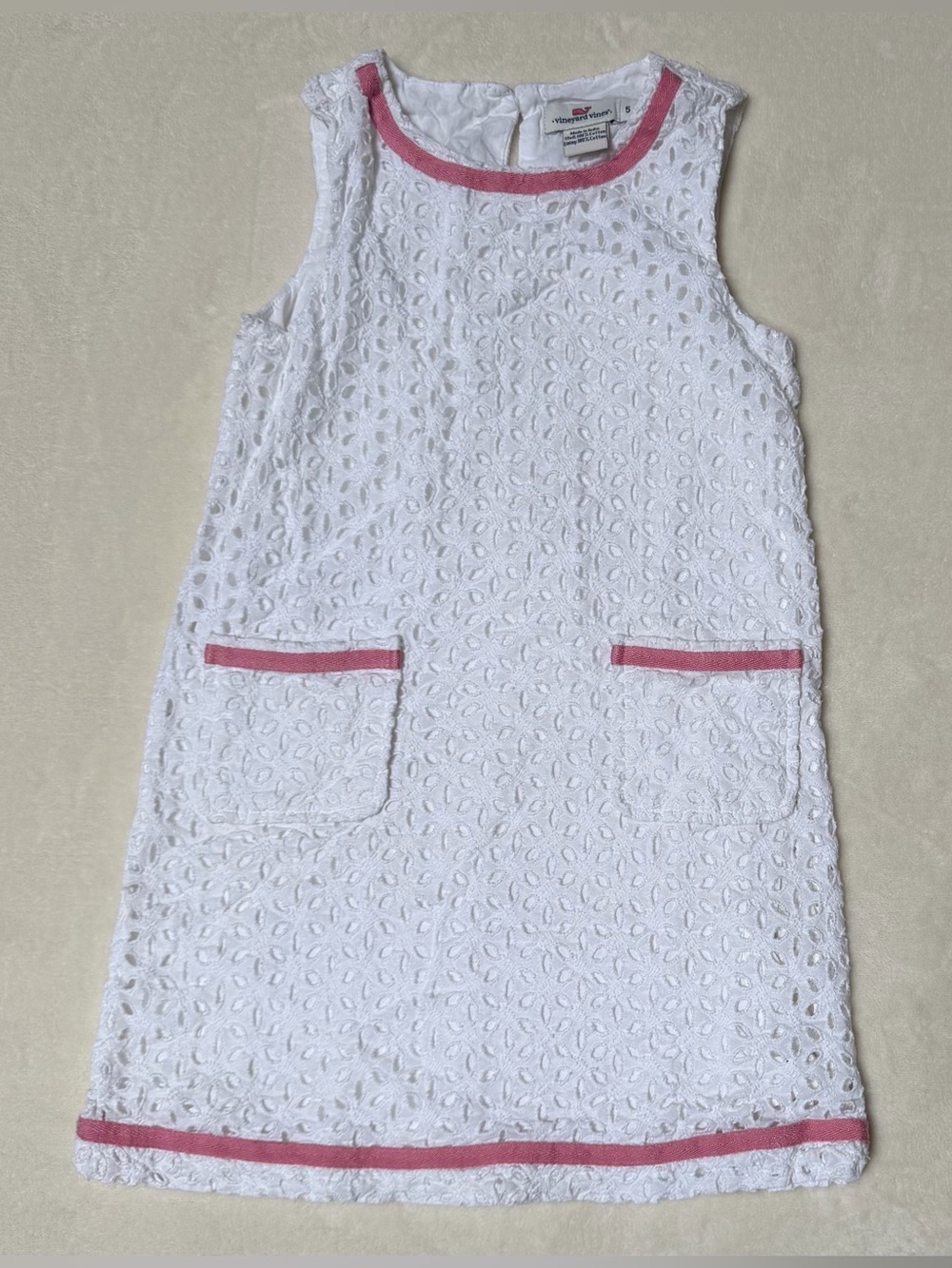 Vineyard Vines Girls Size 5 White Eyelet Shift Dress Pink Trim